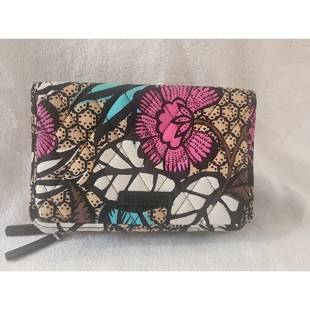 Vera Bradley All in One Nylon RFID Wristlet Wallet Clutch Canyon Road Floral
